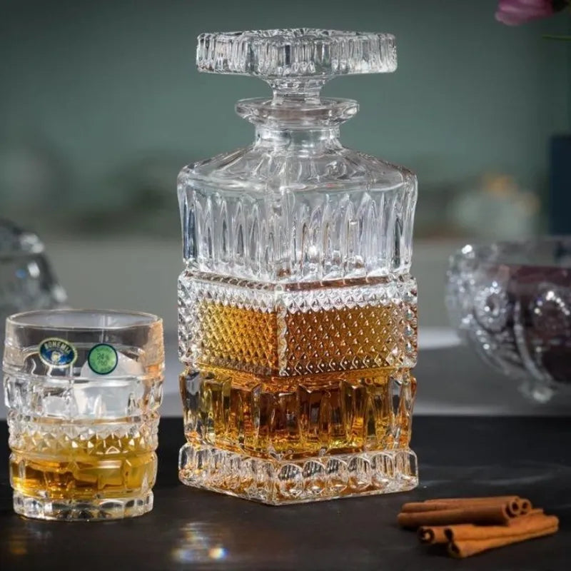 CARAFE BRITTANY DECANTER 700ML -CRISTAL DE BOHEME