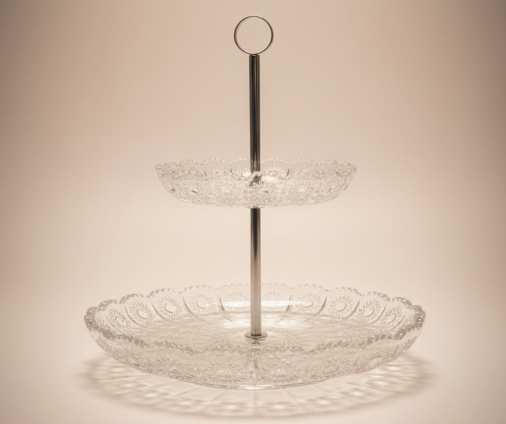 Présentoir à 2 Niveaux Vintage – Cristal de Bohême pour Gâteaux & Amuse-Bouches