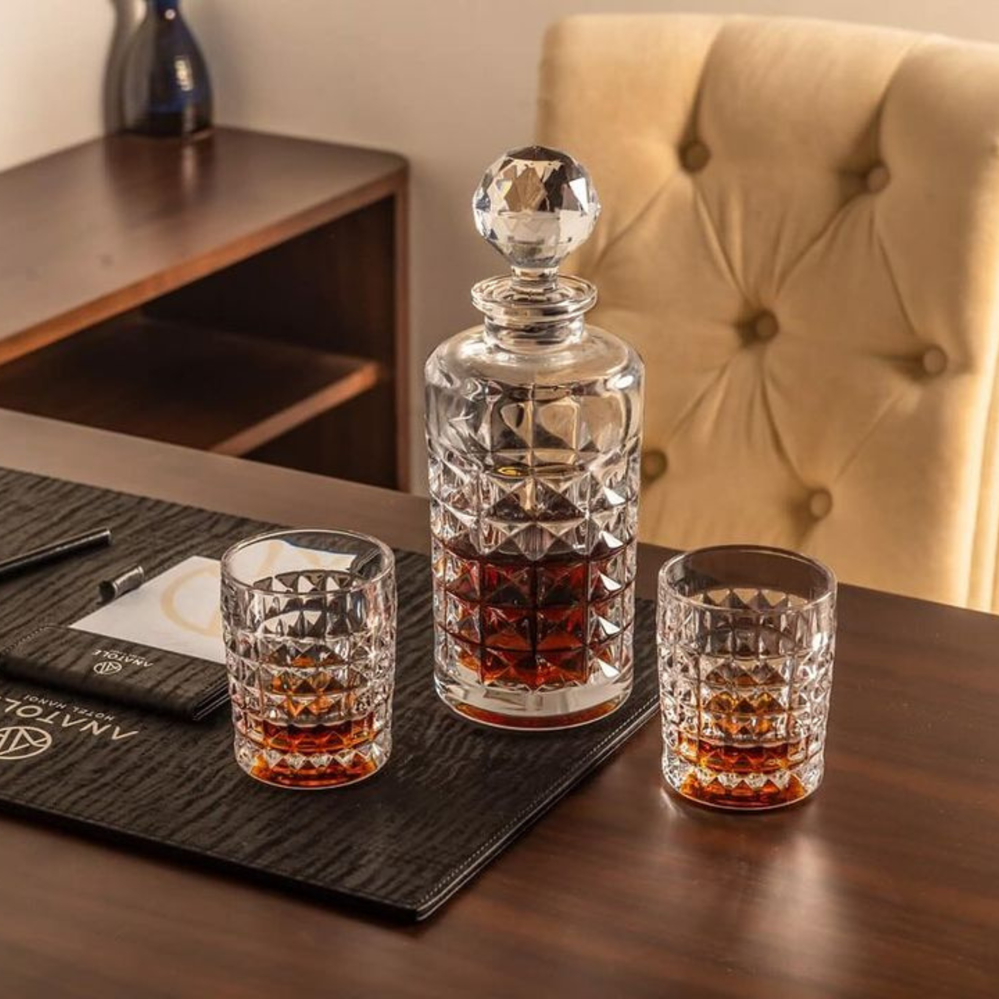 Carafe à Whisky 650ml – Diamant Collection en Cristal de Bohême